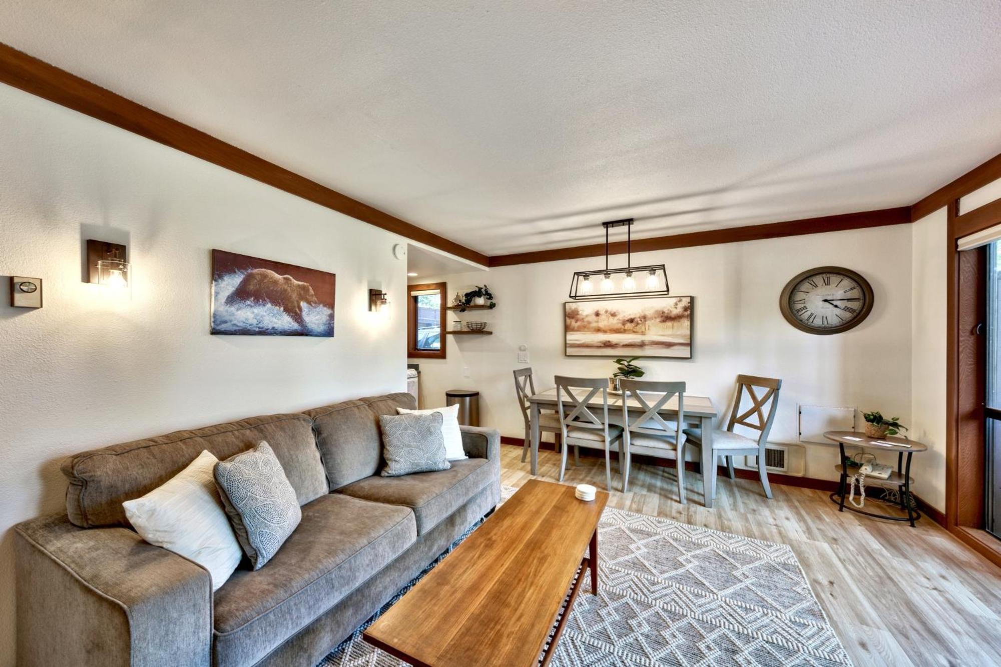 Beautiful Remodeled Condo In Tahoe City Buitenkant foto